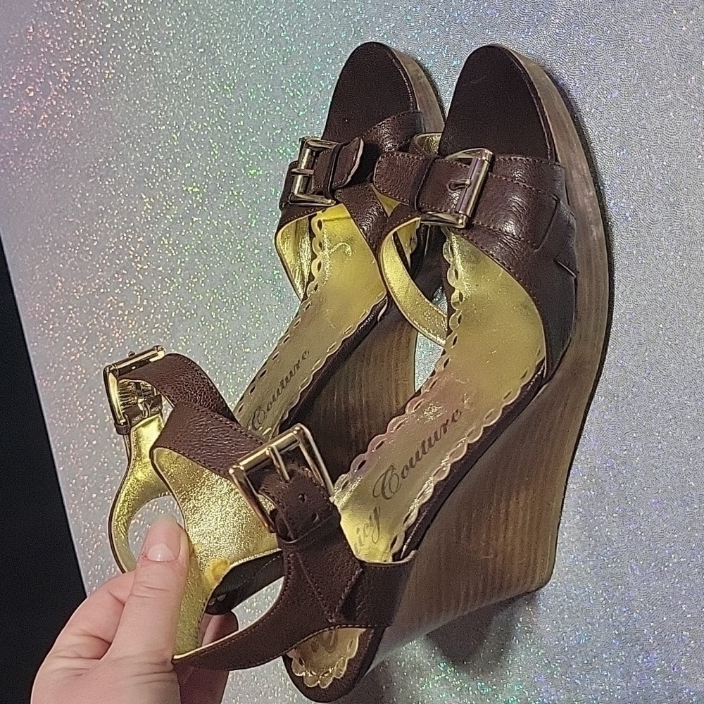 Y2k Vintage Juicy Couture Brown Leather Peep Toe Wedge Sandal SZ:9.5 - Picture 3 of 9